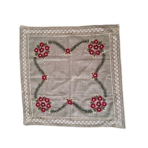 Embroidered Square Table Cloth Red Yellow Flower Crochet Trim Cottage Country - Picture 1 of 4